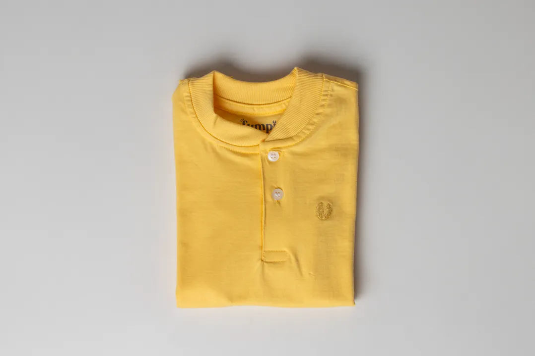 AMARELO