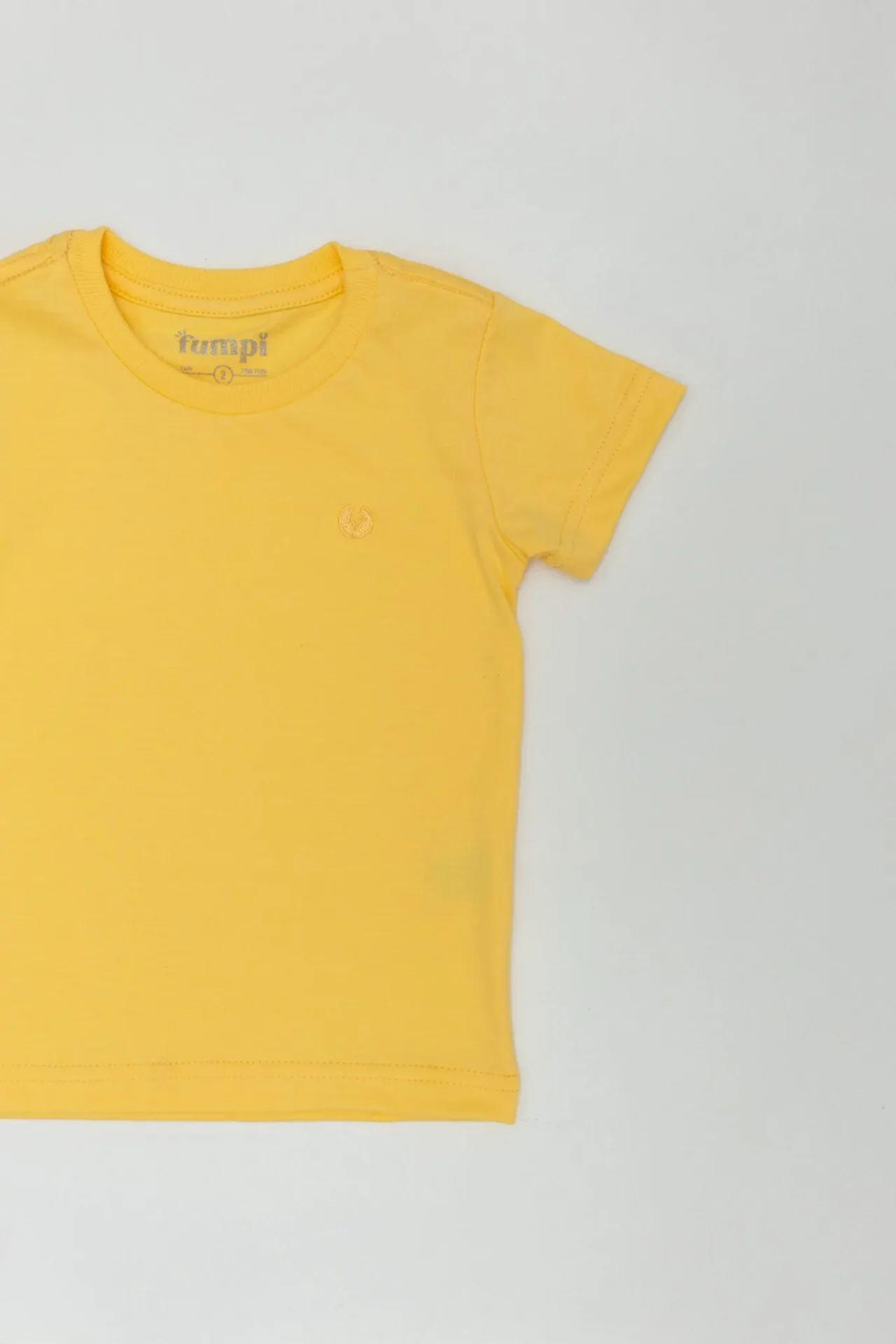 AMARELO